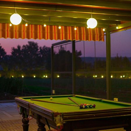 Elivaas Hidden Oasis 4Bhk With Pool, Mud House & Container House Βίλα Dhauj Εξωτερικό φωτογραφία