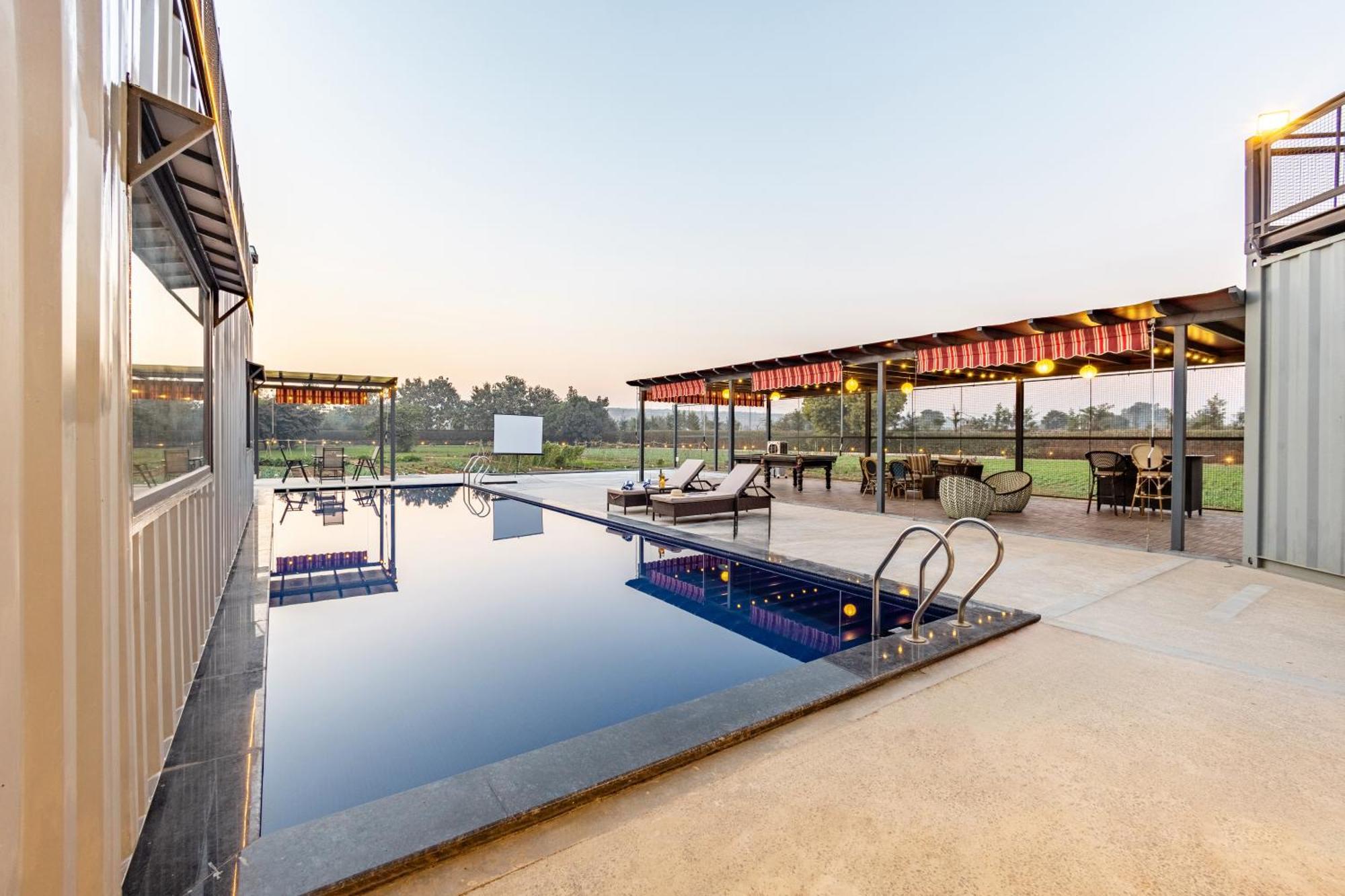 Elivaas Hidden Oasis 4Bhk With Pool, Mud House & Container House Βίλα Dhauj Εξωτερικό φωτογραφία