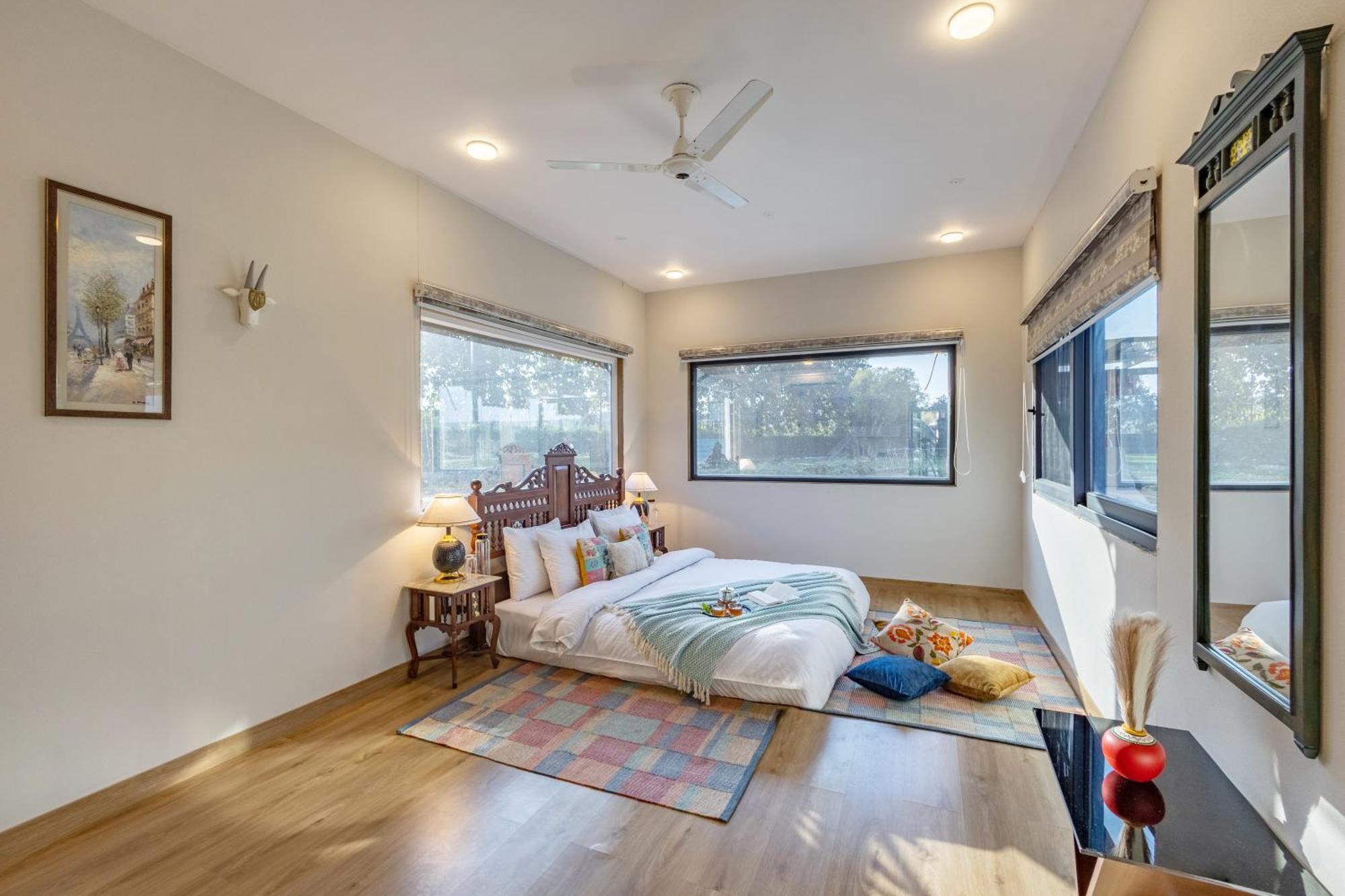 Elivaas Hidden Oasis 4Bhk With Pool, Mud House & Container House Βίλα Dhauj Εξωτερικό φωτογραφία