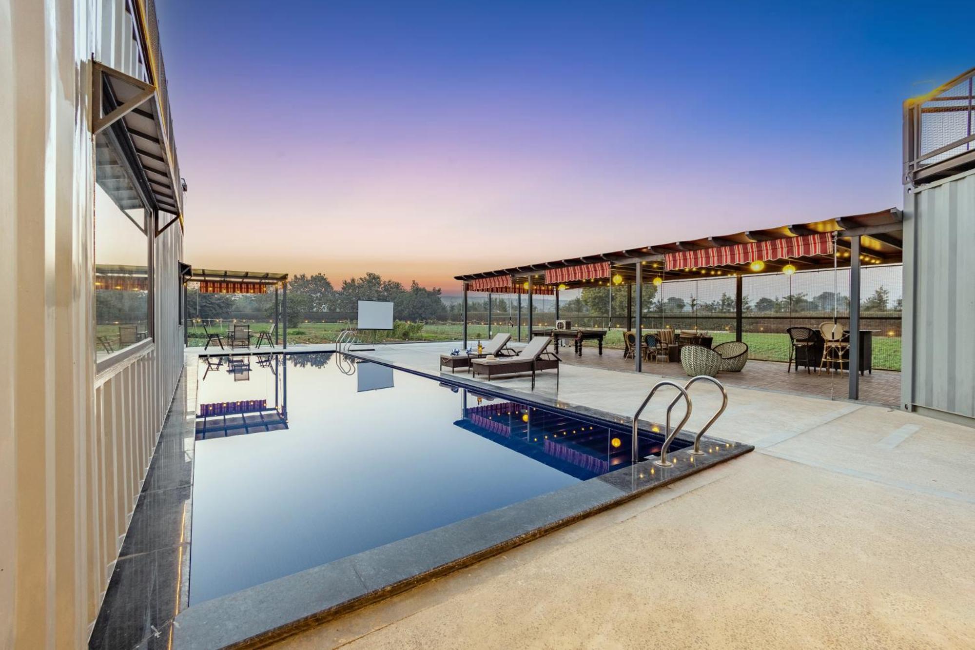 Elivaas Hidden Oasis 4Bhk With Pool, Mud House & Container House Βίλα Dhauj Εξωτερικό φωτογραφία